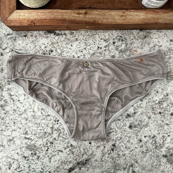 Wundervoll  - Picture 1 of 2